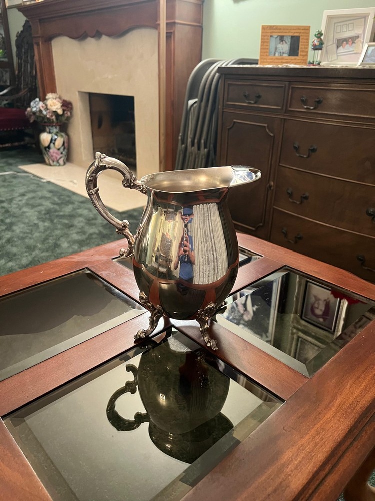 Vintage Sheridan Silverplated Water Pitcher 9" with Ice Guard