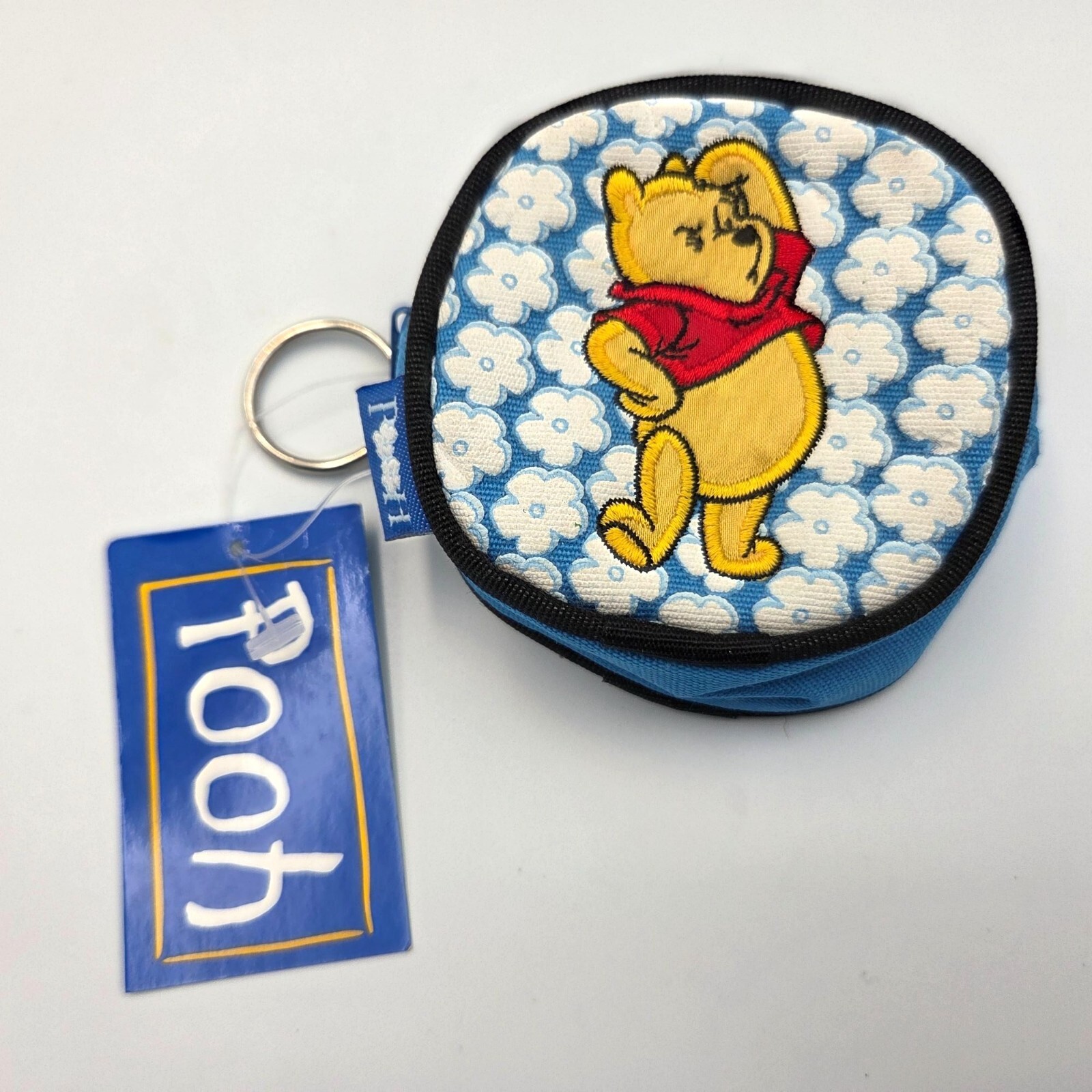 Vintage Disney Winnie the Pooh in Flowers Coin Purse Pouch Keyring NEW