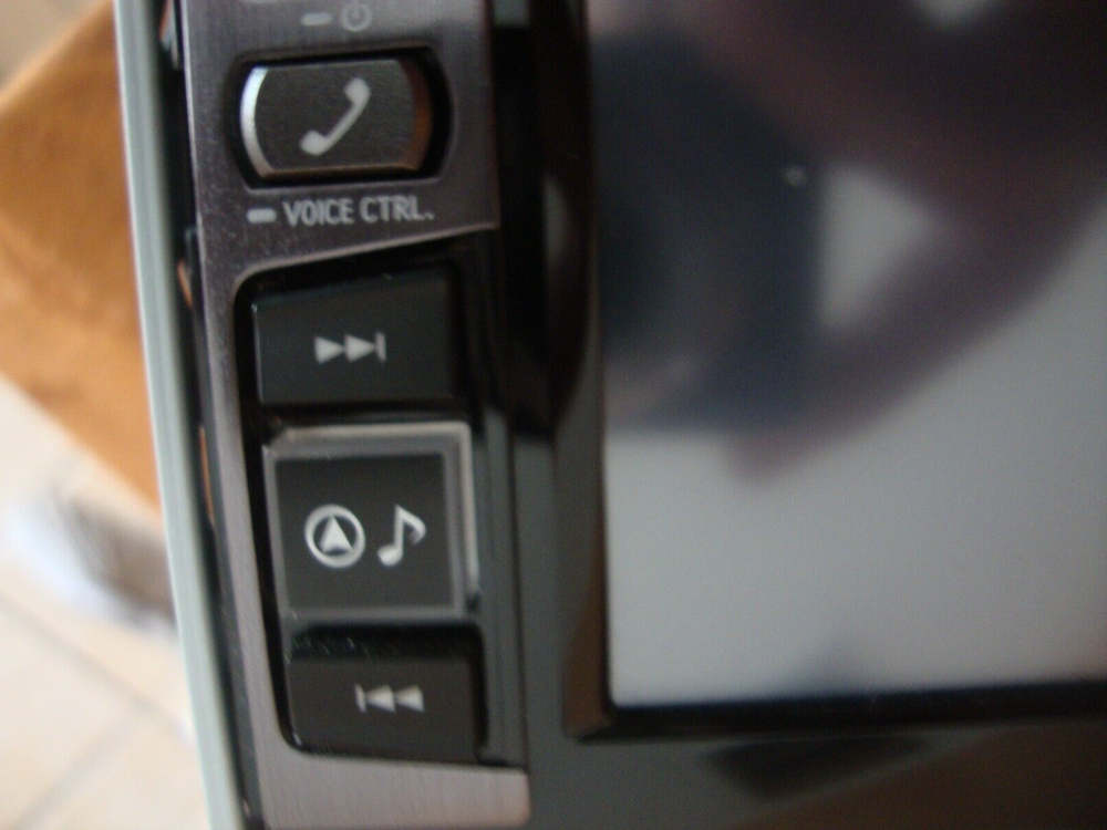 Alpine A132M6199F OEM Head Unit *NOT TESTED*