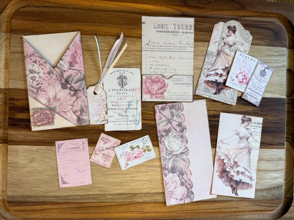 Romantic Victorian Loaded Tag