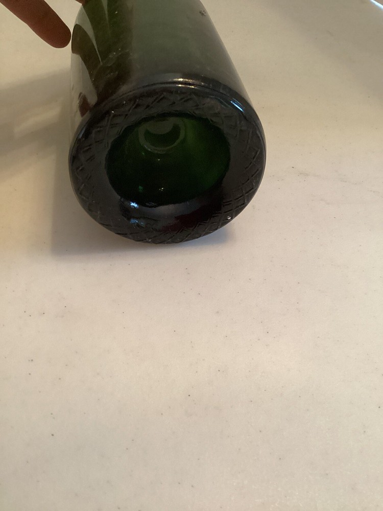 Richards Wine Cellar Bottle 4/5 Quart Green