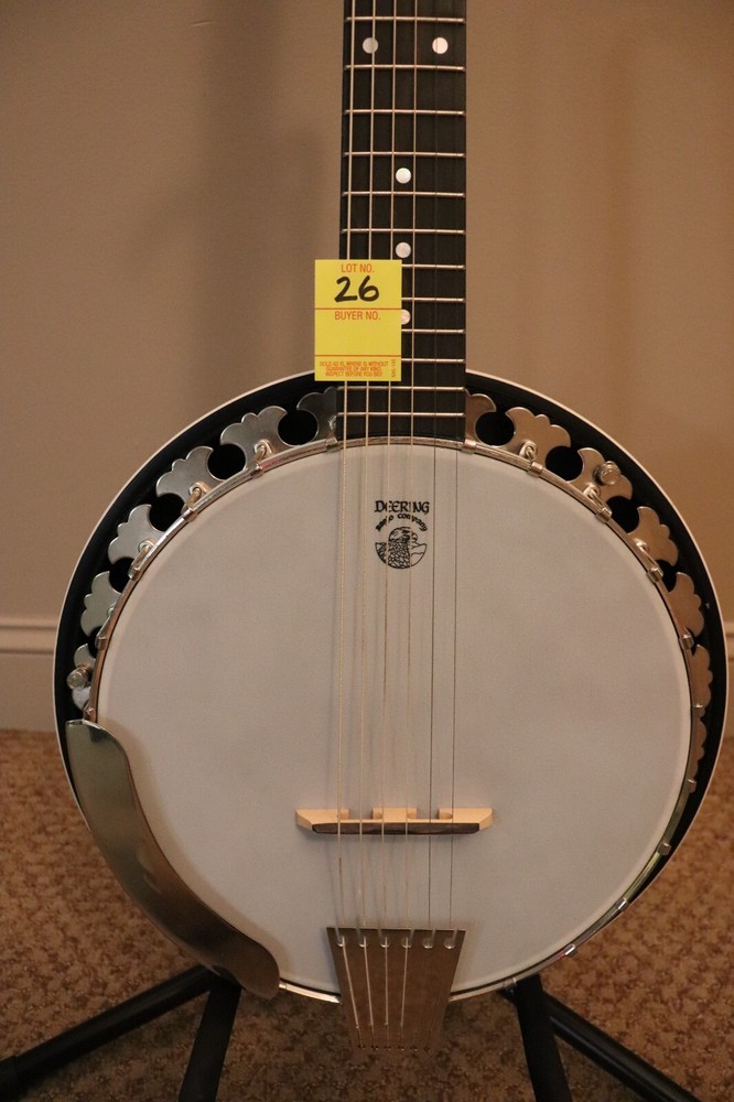 Deering Banjo B-6 6 string