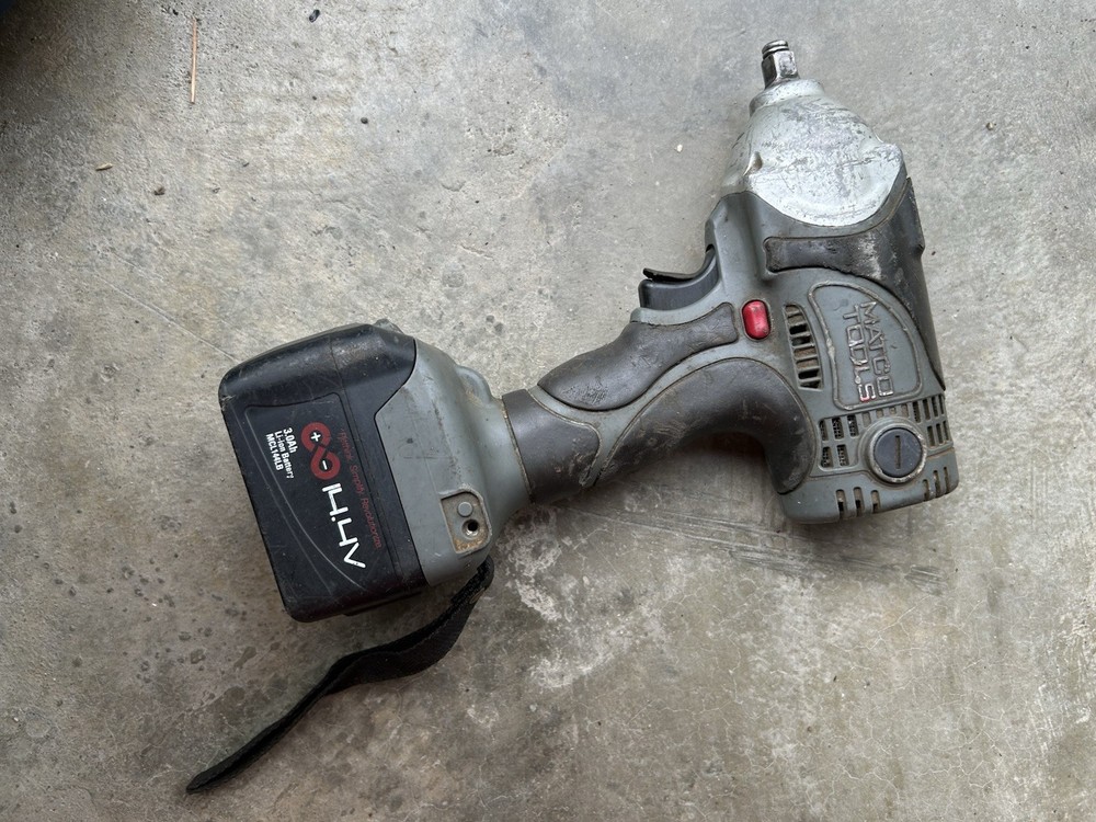 Matco Tools Cordless Impact 3/8'' Drive 14.4V (Tested & Working)