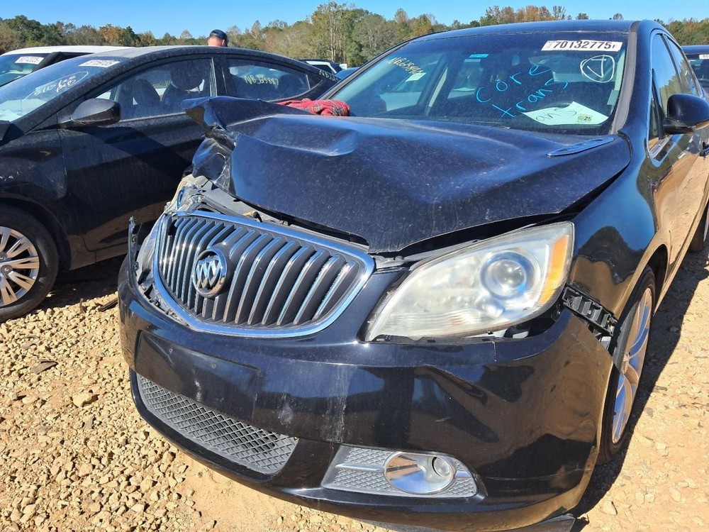 VERANO 2012 Glove Box 4839357