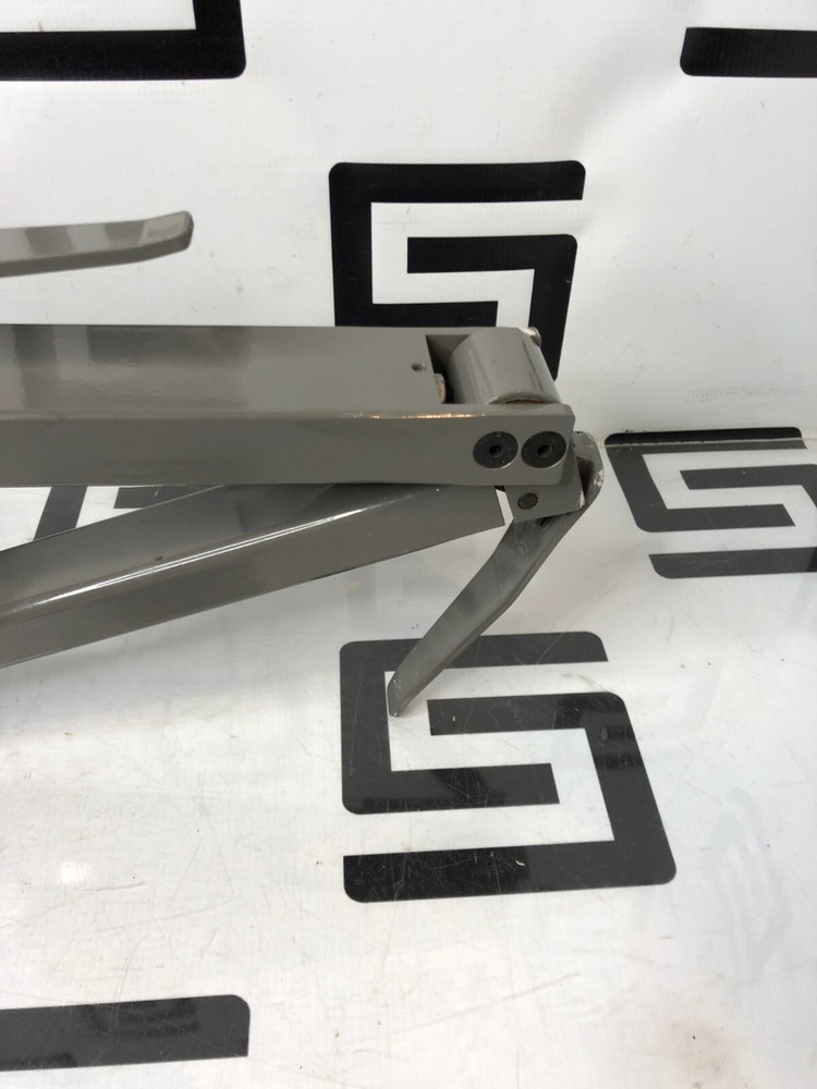 Midmark Ritter 75 119 Evolution Power Exam Table Chair Adjustable Headrest