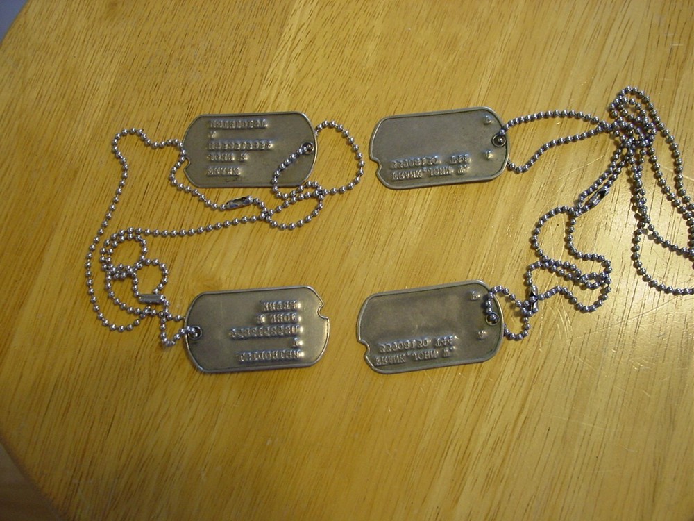 4 WW2 WWII Vietnam Korea US Army Dog Tags T44A Frank Methodist 2 set Father Son?