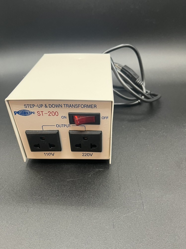 Philmore # ST200, 200 Watt Step Up / Step Down Transformer, 110V AC/220V AC