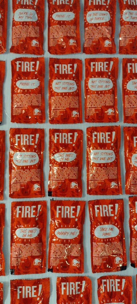 Taco Bell FIRE Spicy Hot Sauce 50 Packets