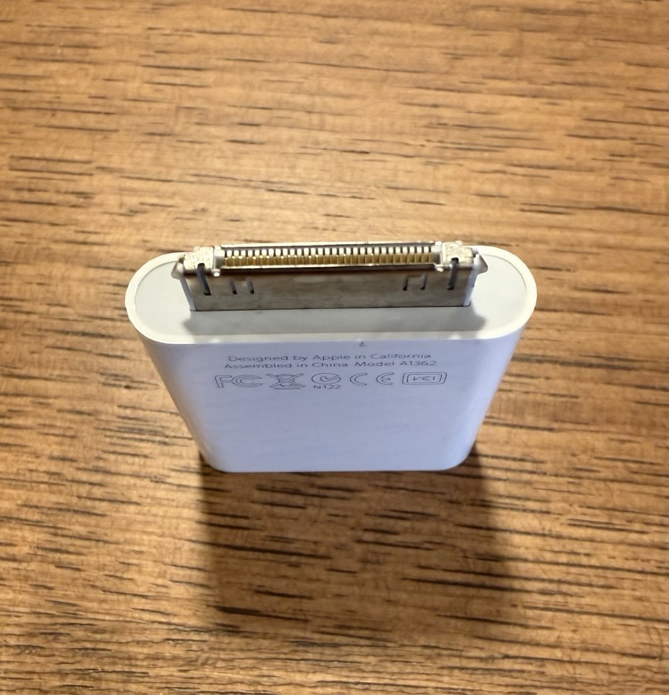 Genuine Apple A1362 iPad Camera Connection Kit Sd Card Reader