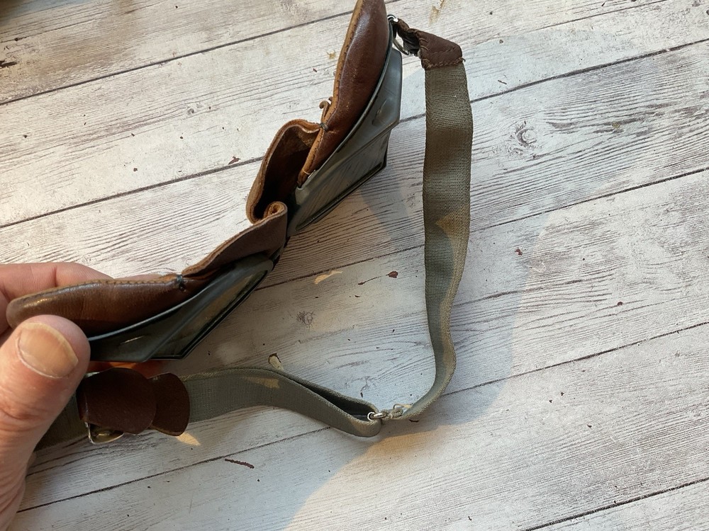 ORIGINAL WWII BRITISH RAF FLIGHT GOGGLES