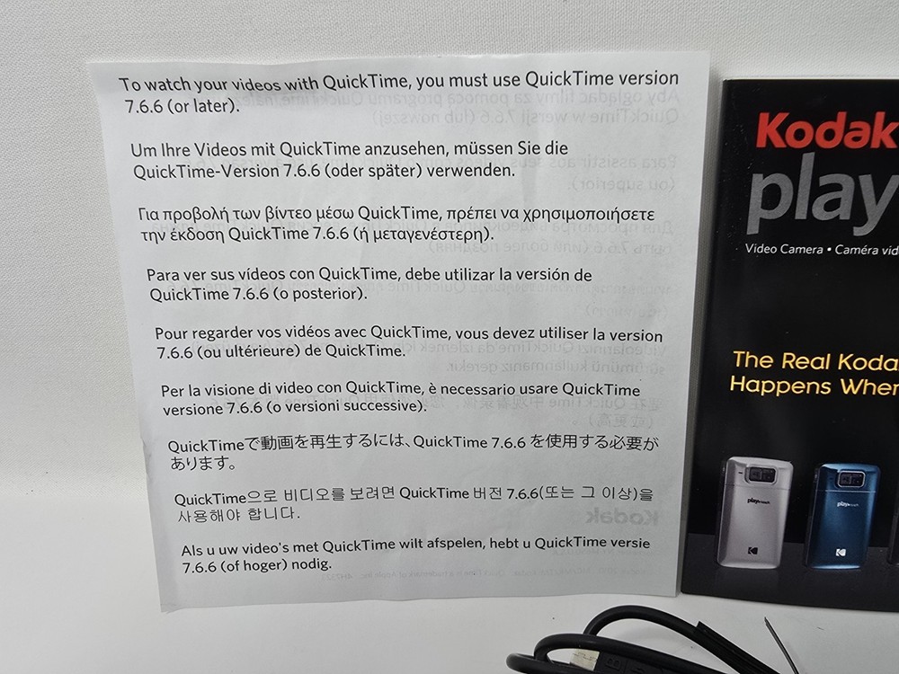 Kodak PlayTouch Zi10 Video Camera (Blue) - OPEN BOX