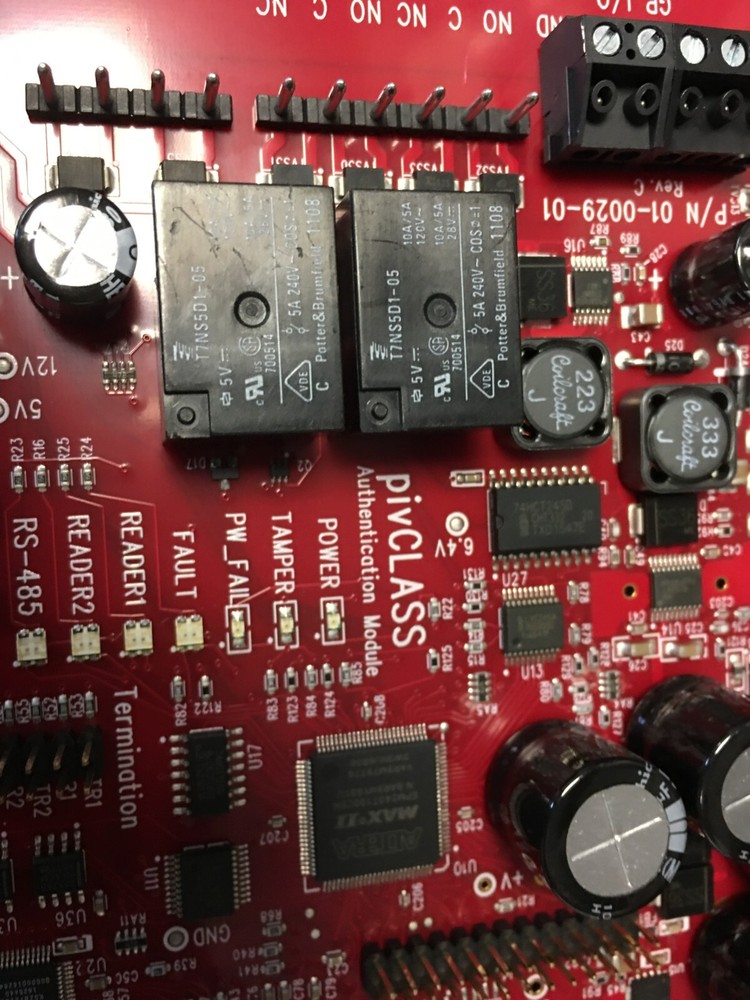 HID® pivCLASS™ Authentication Module (PAM) M2000