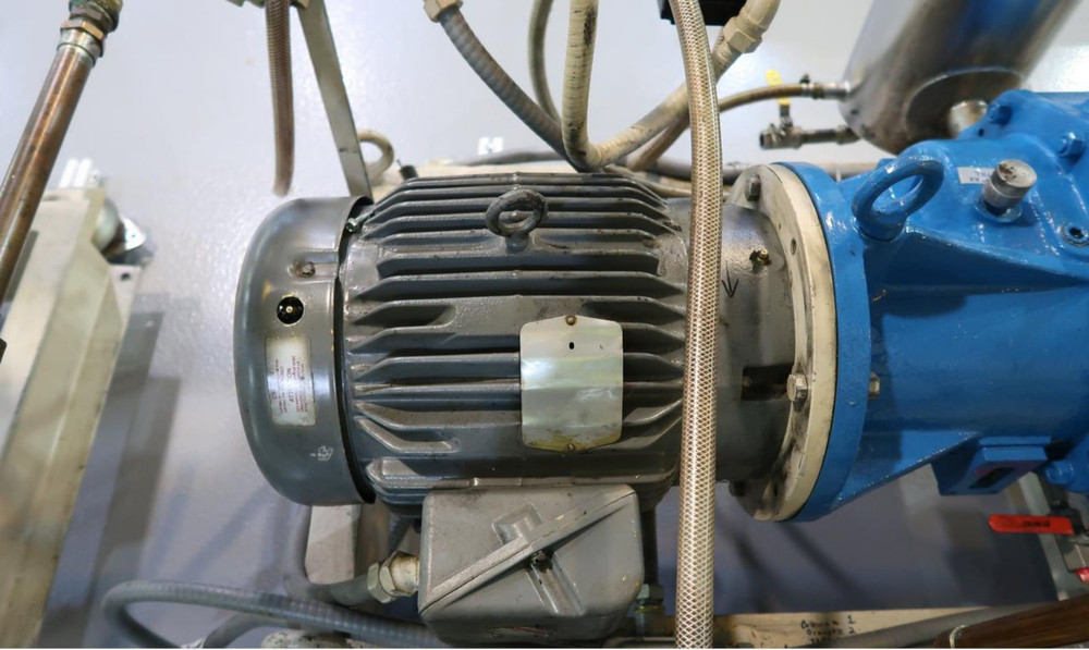 Tuthill 2-Stage Rotary Vane Vacuum Pump System Skid