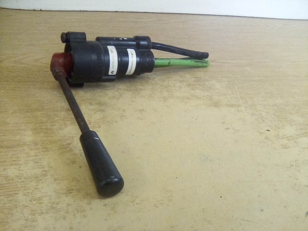 Bendix 3501051C91 Trailer Brake Valve