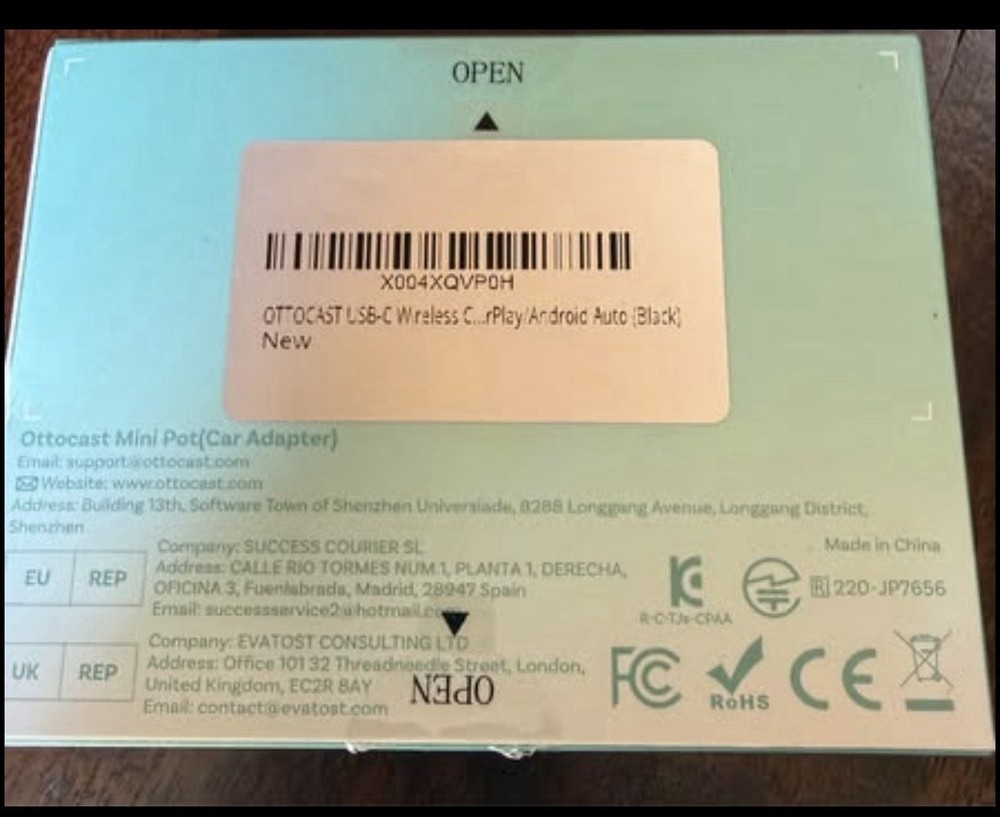 Ottocast Mini Wireless CarPlay & Android Auto Adapter – New in Box