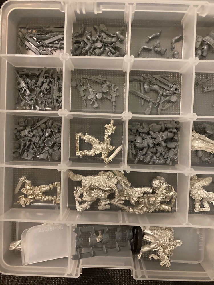 Space Wolf miniatures, Mechanicum, Black Templars, White Scars, bits, extras