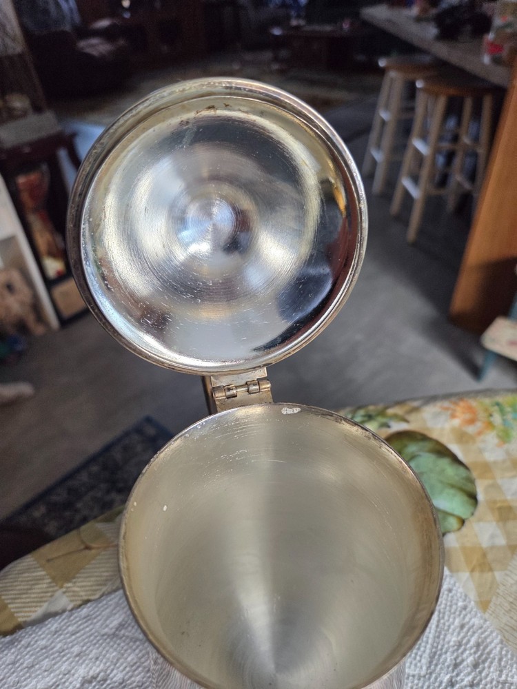 Antique silver plated teapot in excellent condition