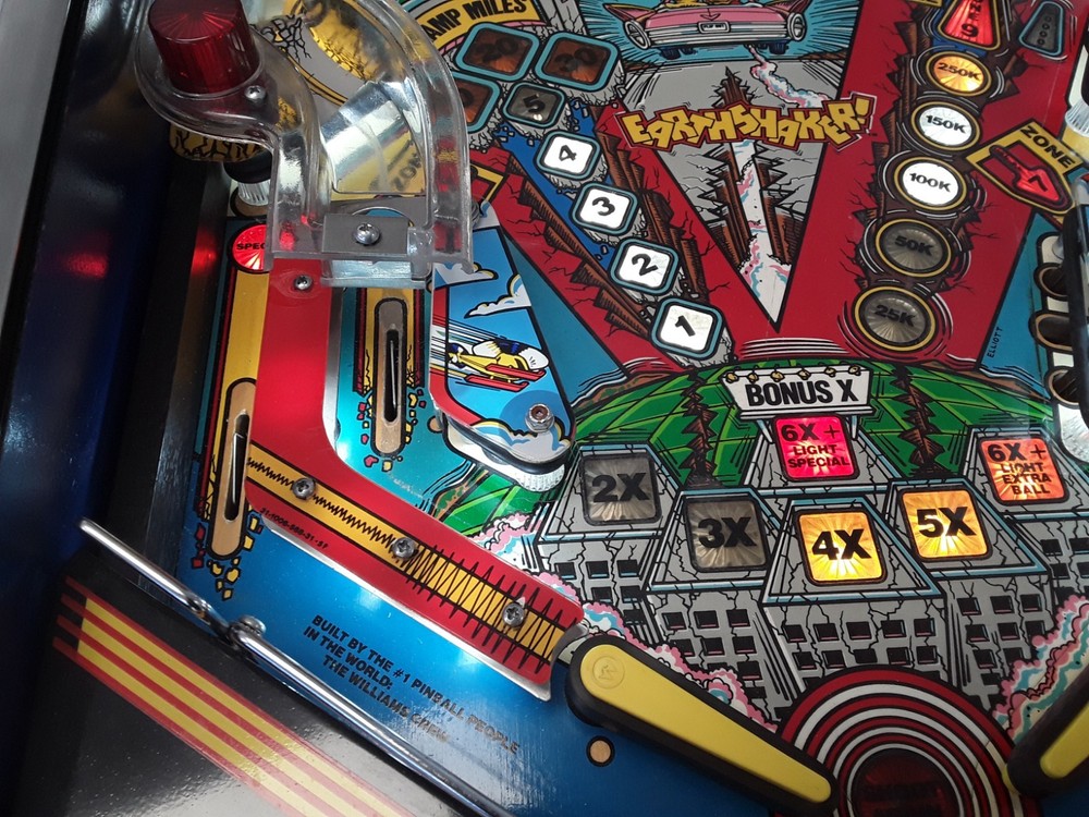 Earthshaker by Williams Pinball Machine