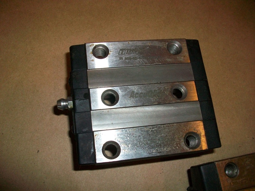 2pc Thomson AccuGlide Linear Bearing CG25AAAN