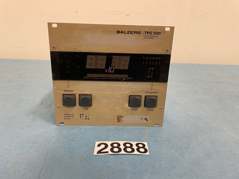 Balzers TPG 300 Pfeiffer Balzers Vacuum Controller, PE300 Cold Cathode Board