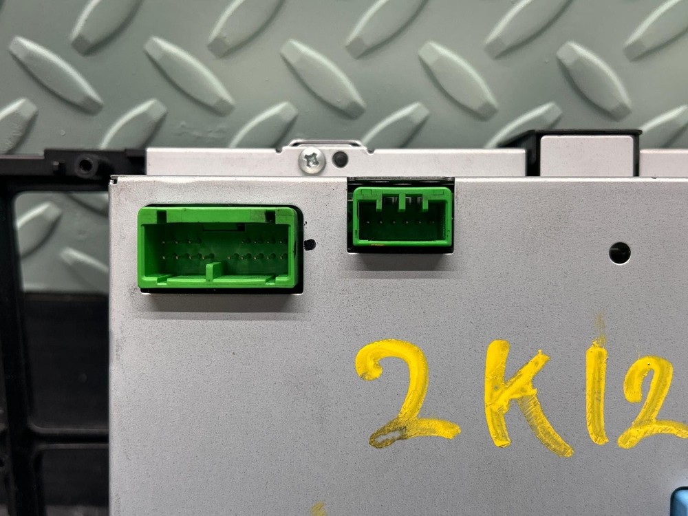 07-08 ACURA TL Info/Display Screen *MAY REQUIRE UNLOCK/REPROGRAMMING*