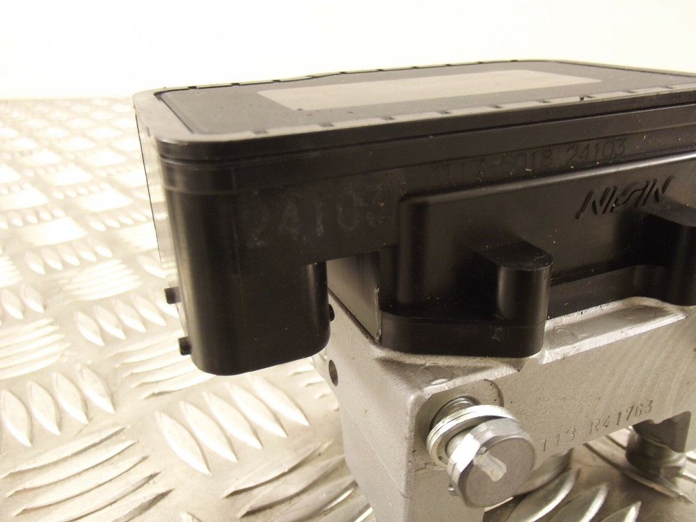 Triumph 1050 Speed Triple 2014 ABS pump 2011 > 2015 WB