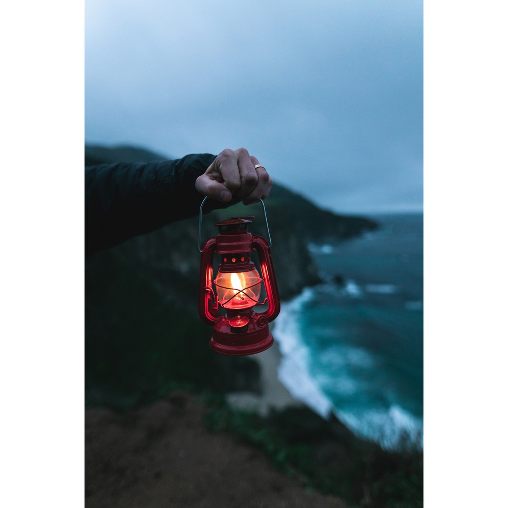 Stansport 7.5" Hurricane Lantern
