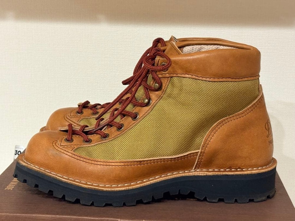 DANNER LIGHT REVIVAL US8 EE