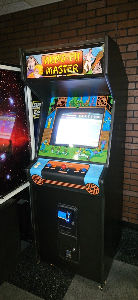 KUNG-FU MASTER Video Arcade Game - Data East 1984 - 2360