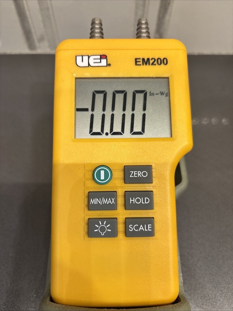 UEI Test Instruments EM200 Dual Input Digital Input Manometer with Case Tested