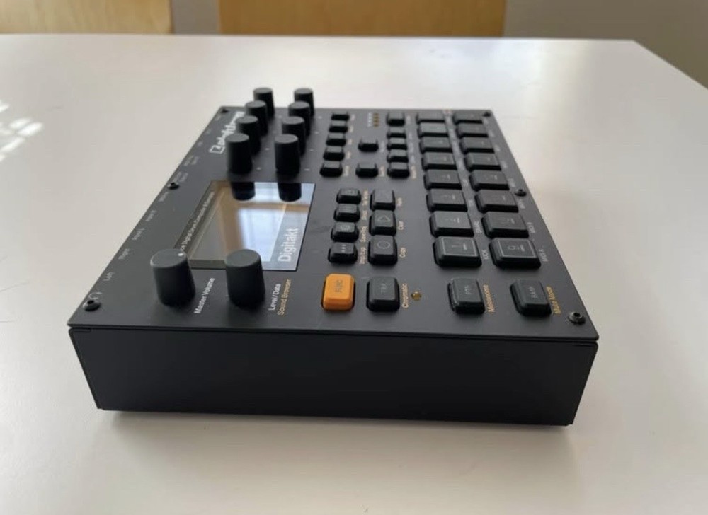 Elektron Digitakt 8-Track Sampler Midi Sequencer