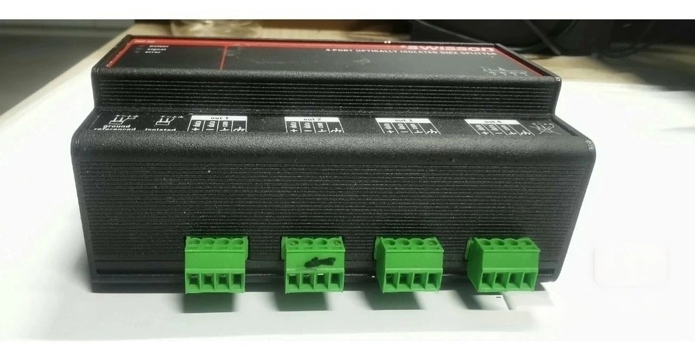 SWISSON 4- PORT OPTICALLY ISOLATED DMX SPLITTER ISP -4D- DC - TER