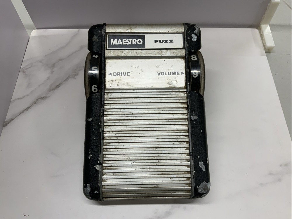 Vintage Maestro MFZ-1 Fuzz Effects Pedal *UNTESTED*