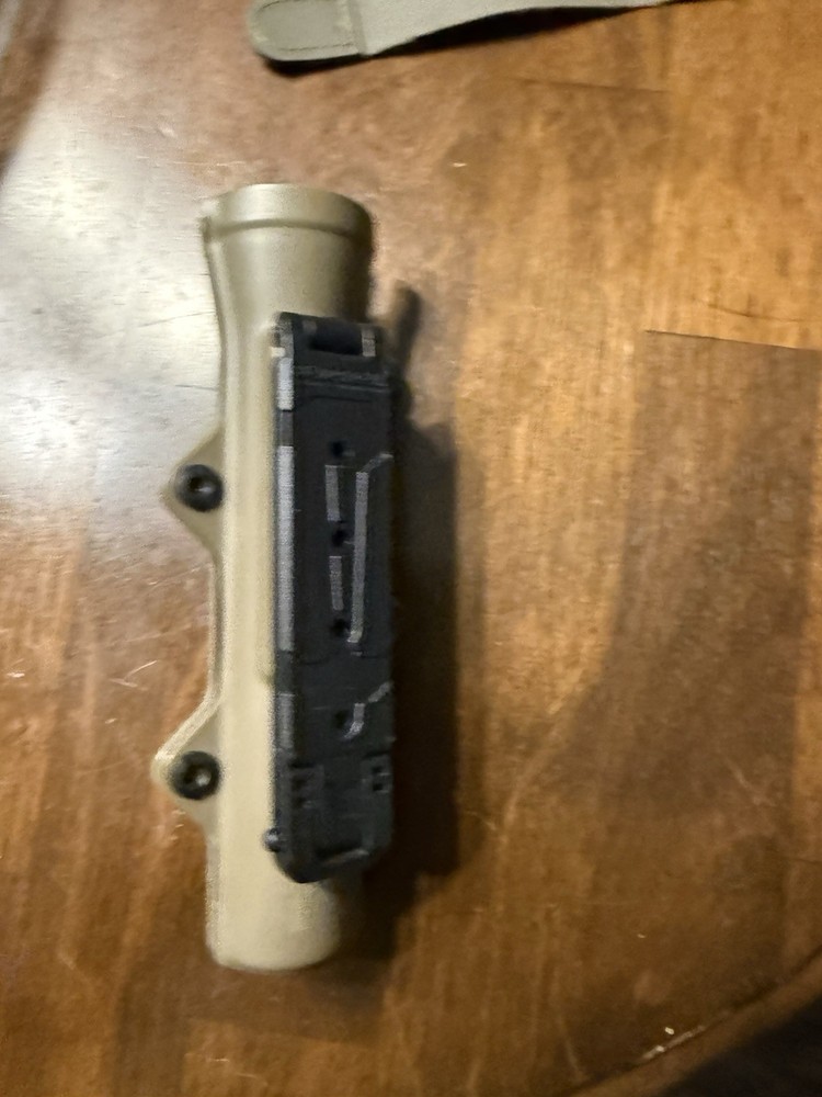 Zero nine FDE tan Streamlight LED flashlight case