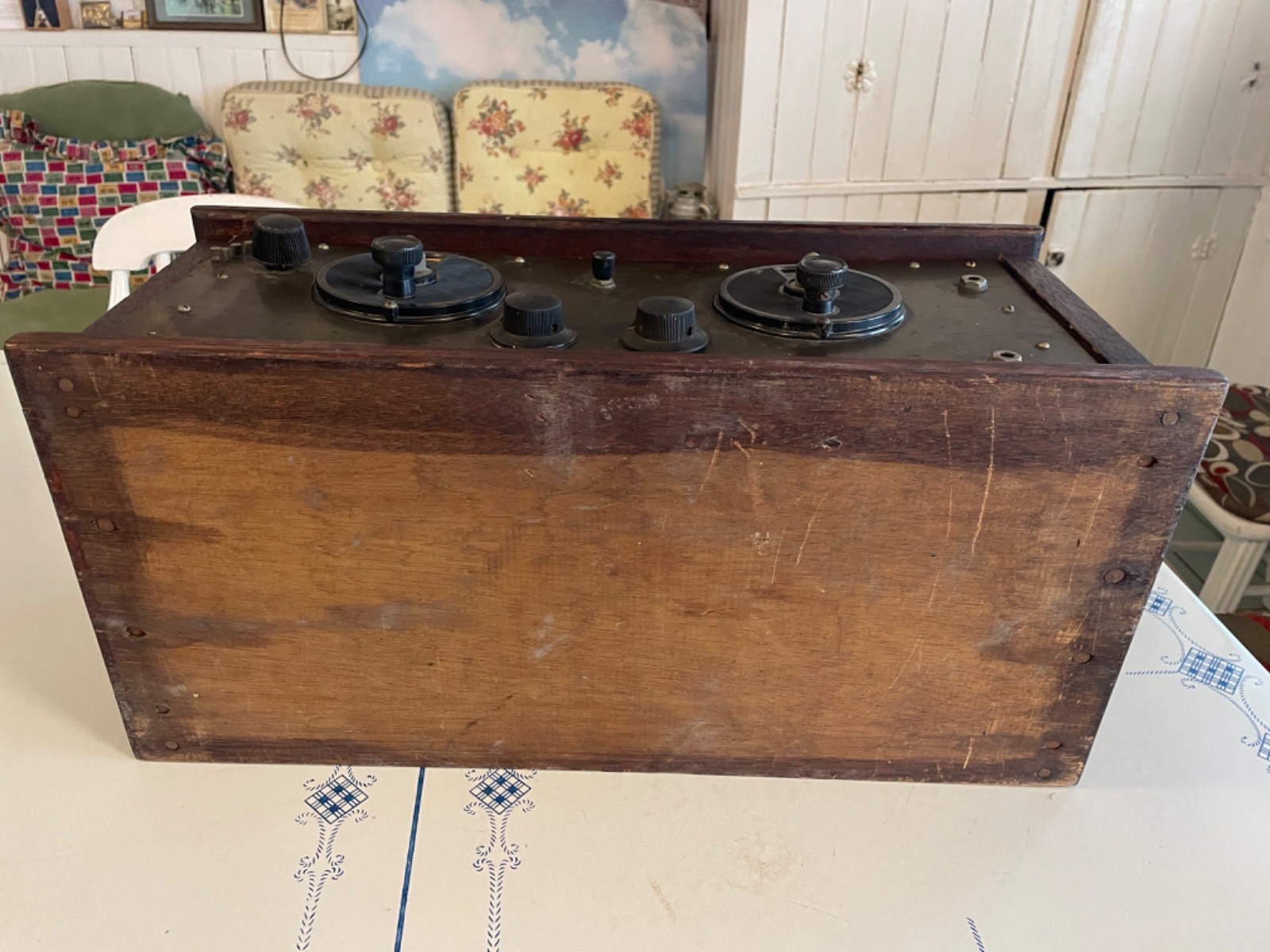 Vintage 1920s Unbranded Radio