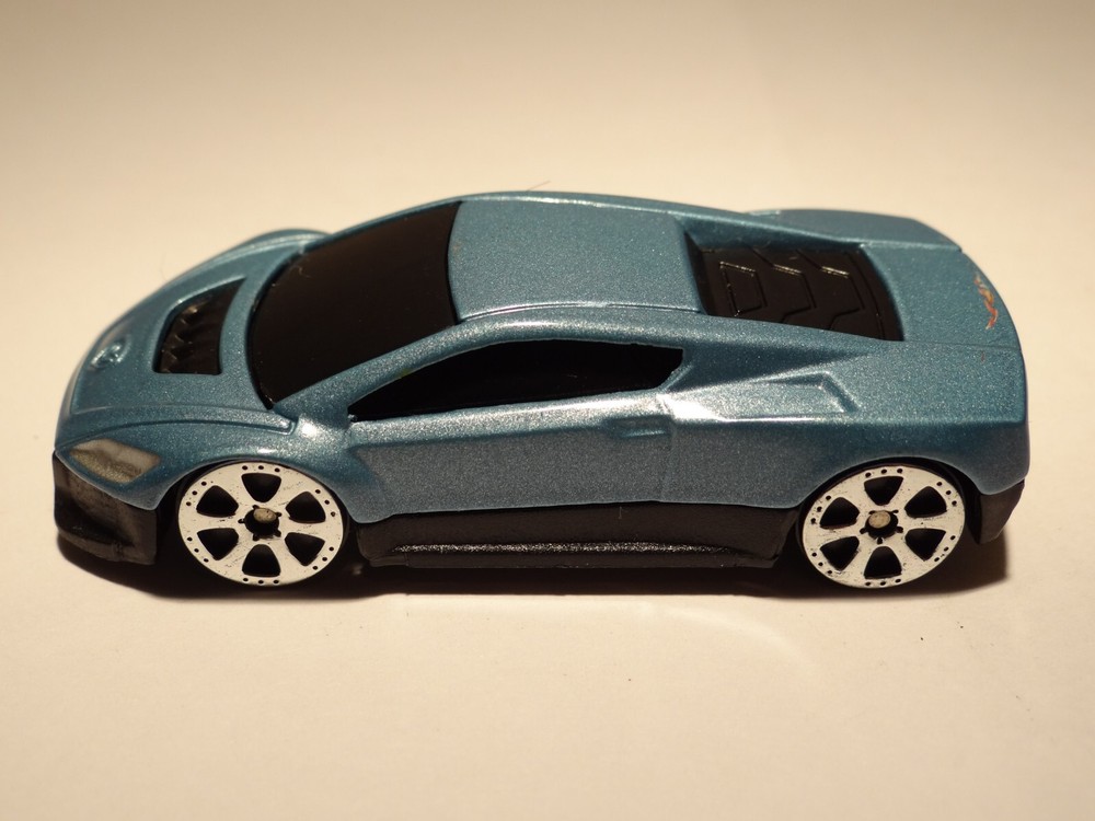 Motor Max Blue Toy Car