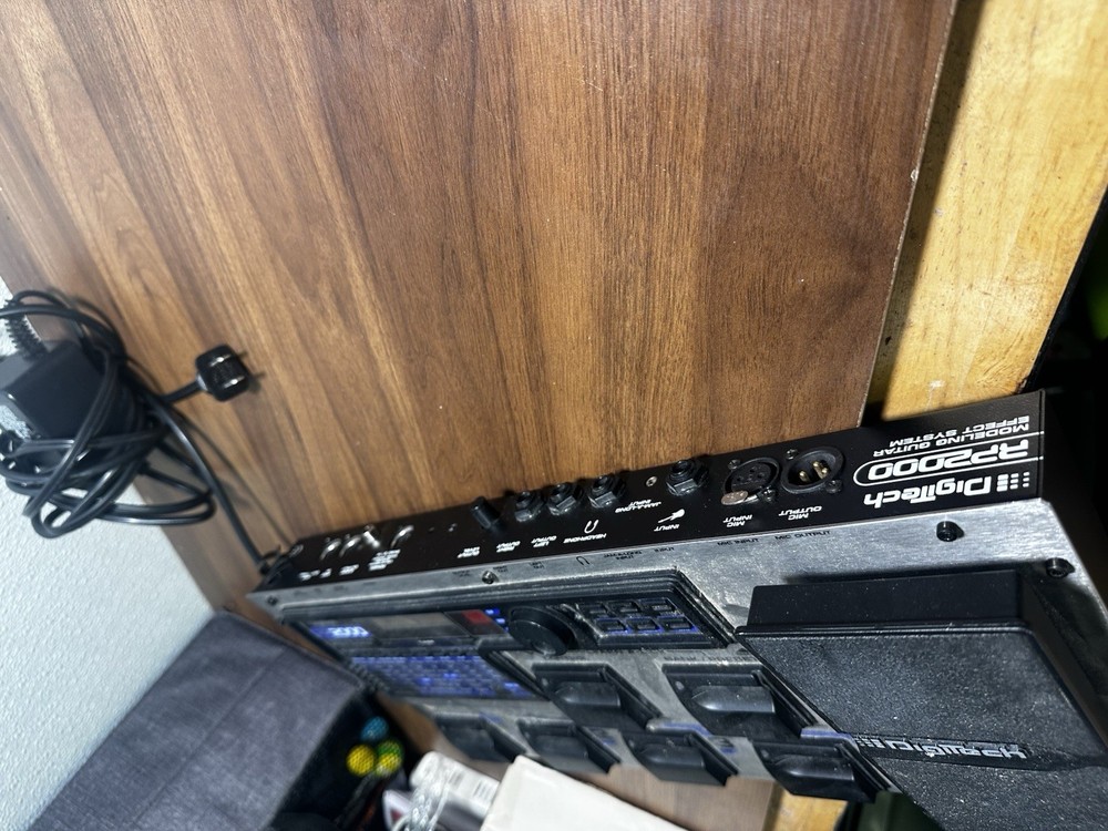 Digitech RP2000 Modeling Guitar Effect System Console FOR PARTS ONLY