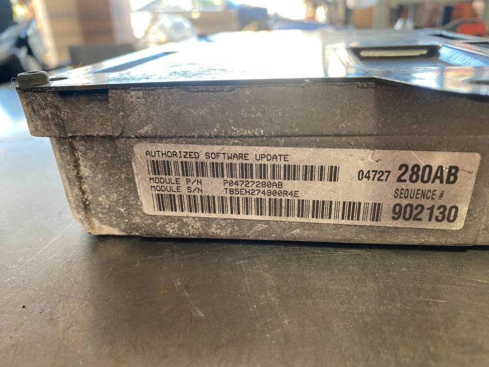 00 3.3L CARAVAN SPORT PCM Engine Control Module PCM Computer 04727280AB