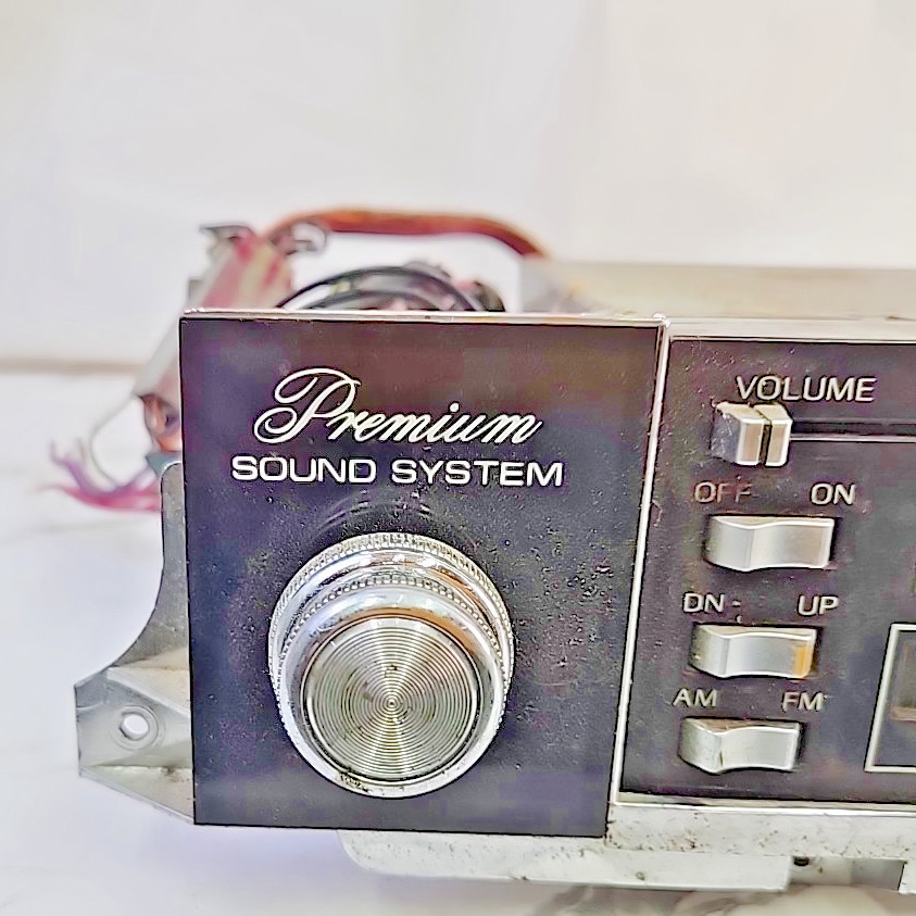 1980-1983 Lincoln Premium Sound System OEM AM FM Radio Cassette Player For Parts