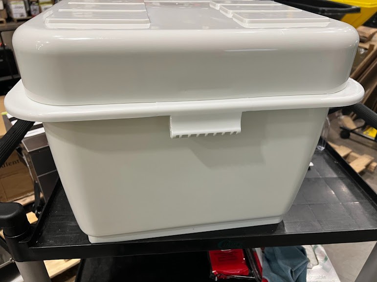 Baker's Lane 12.6 Gallon / 200 Cup Shelf Ingredient Bin