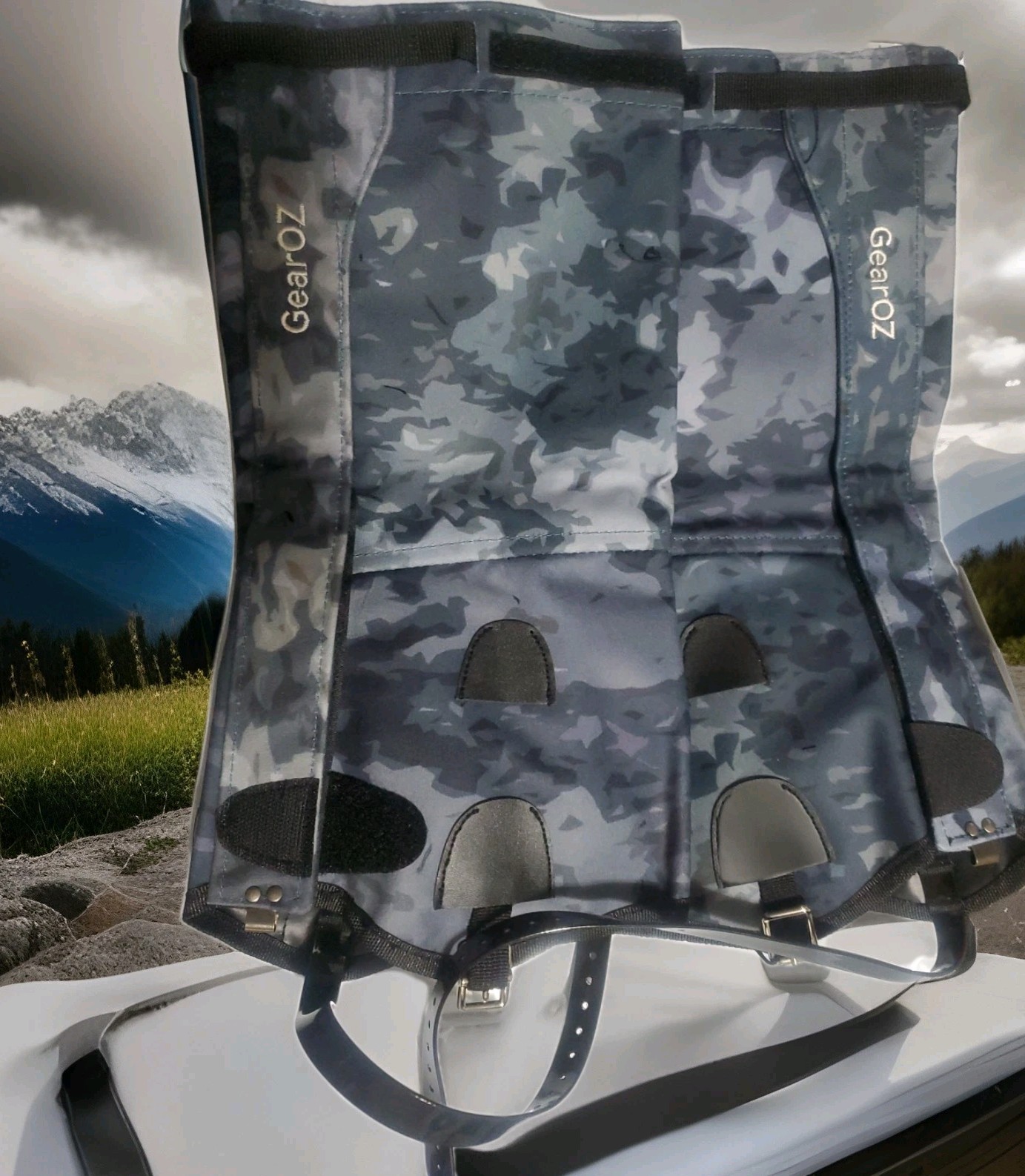 GearOZ Large Pair Hunting leg gaiters lightweight adjustable Camo