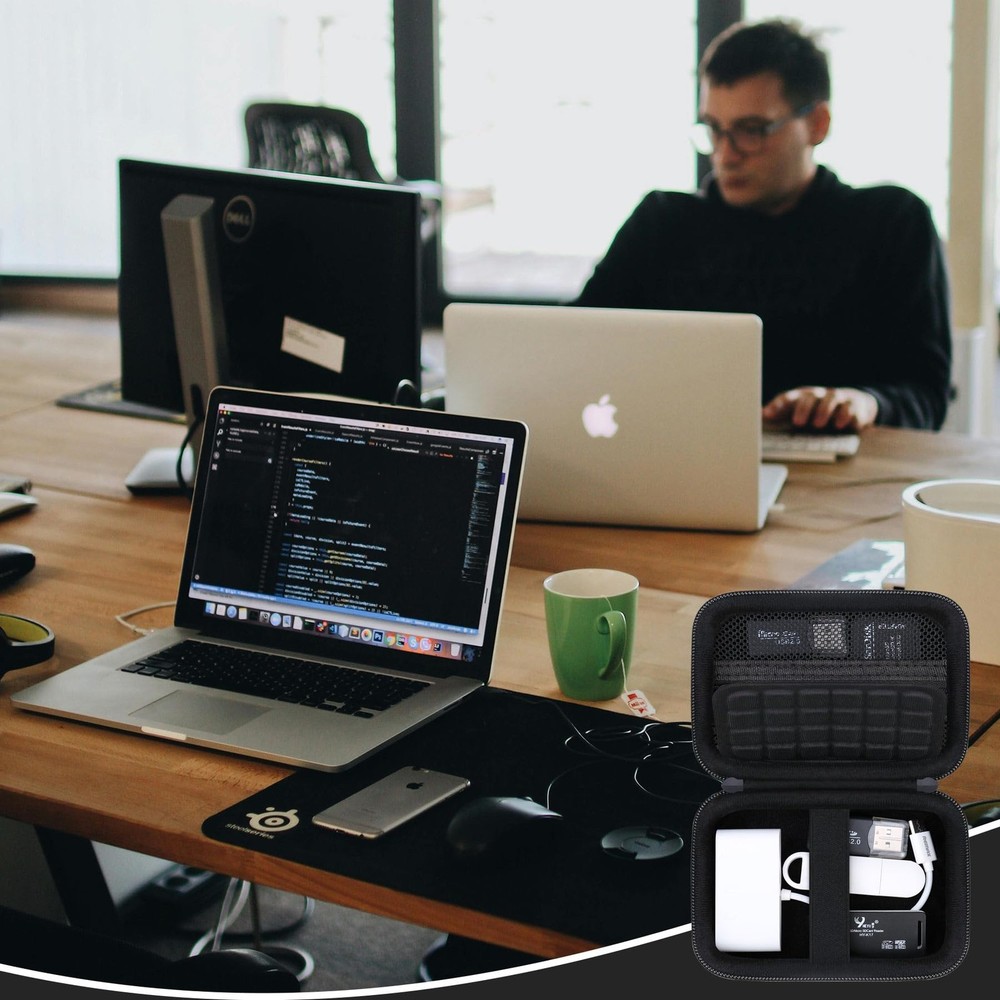 Supmay Computer Memory Card Readers Organizer Case Compatible with SD Black