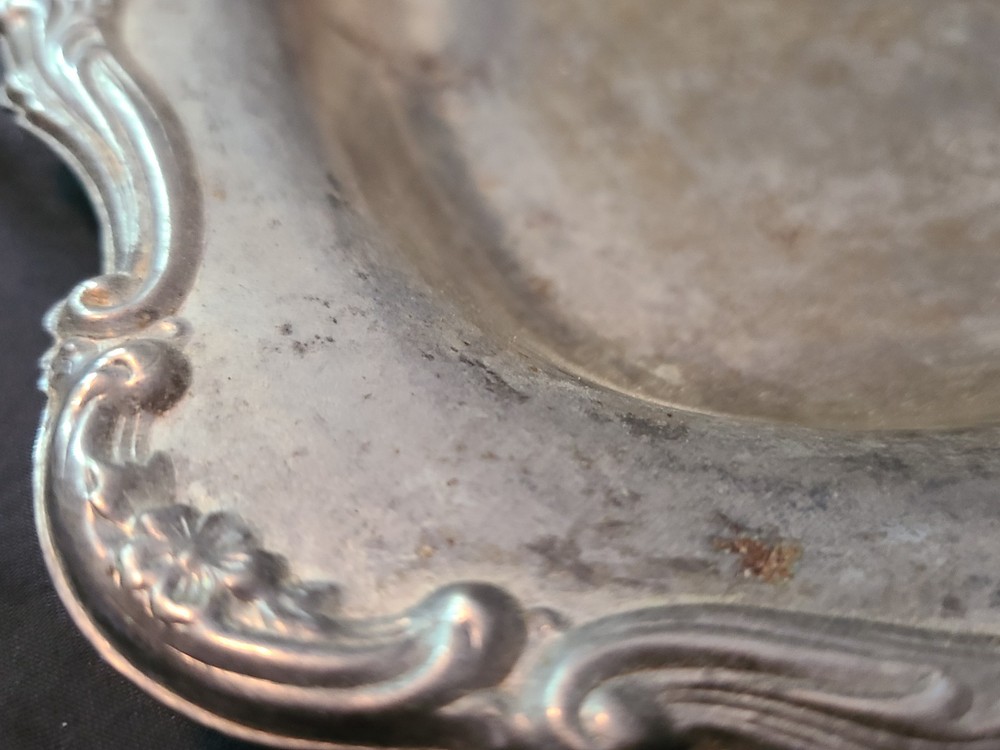 Vintage Ornate Sheridan? Serving Bread Tray Silverplated