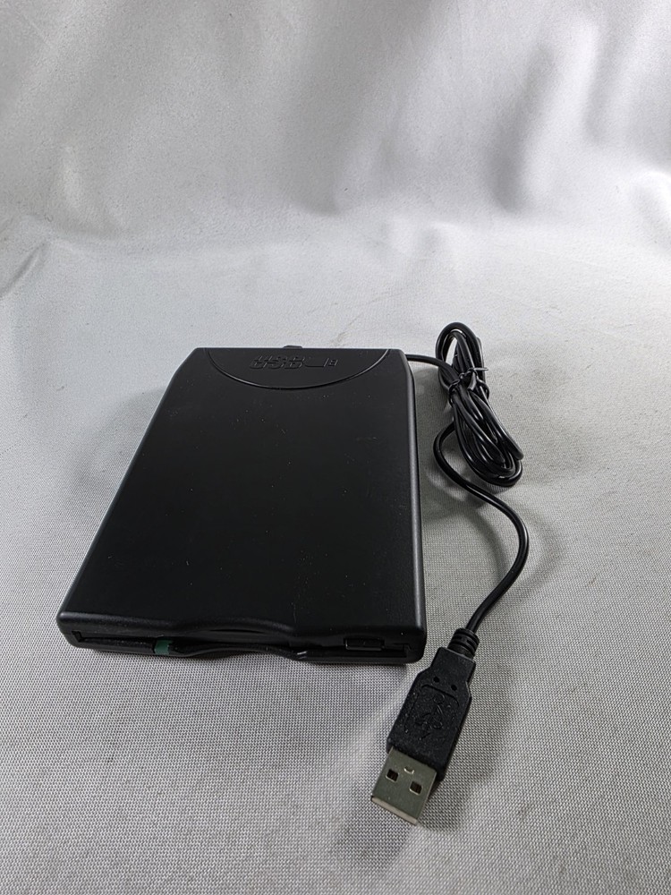 3.5" Floppy Disk Drive External Slim USB Model UP-801