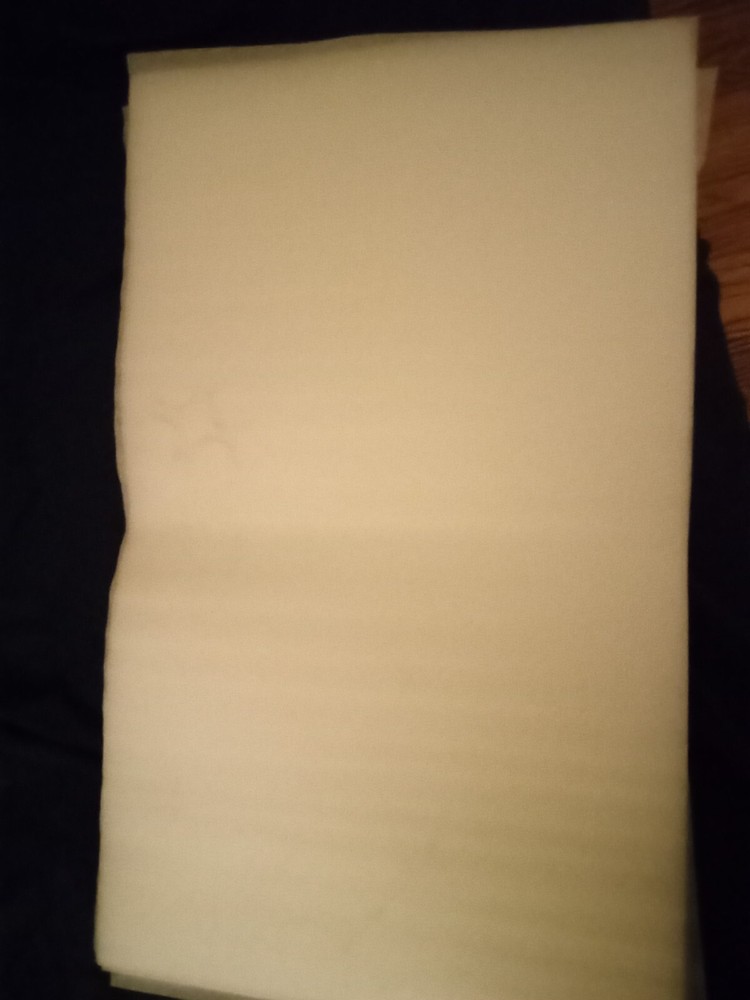 40 thin foam packing sheets