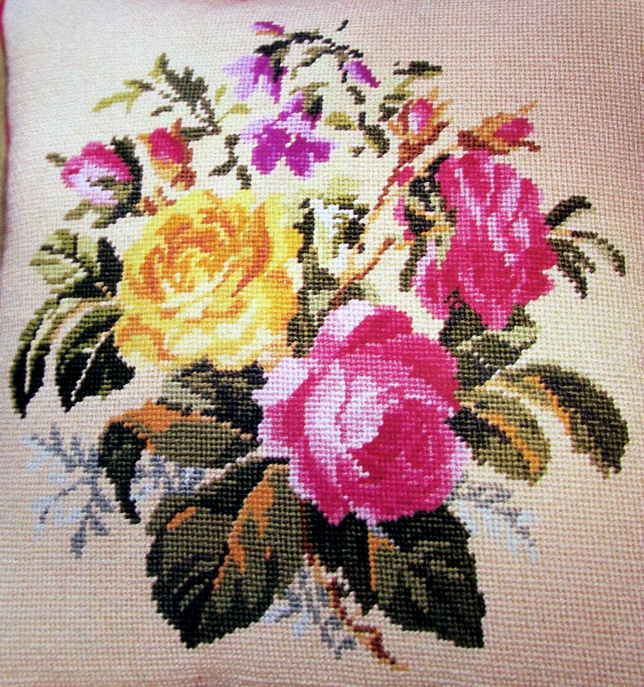 Intertwined Squares Sampler Rose Bouquet Pillow Design CROSS STITCH PATTERNS