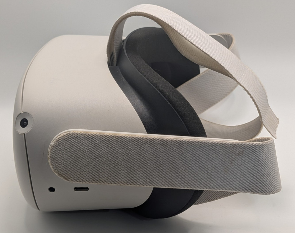 Meta Oculus Quest 2 64GB-VR Headset Only No Controllers w/Charge Cable Tested