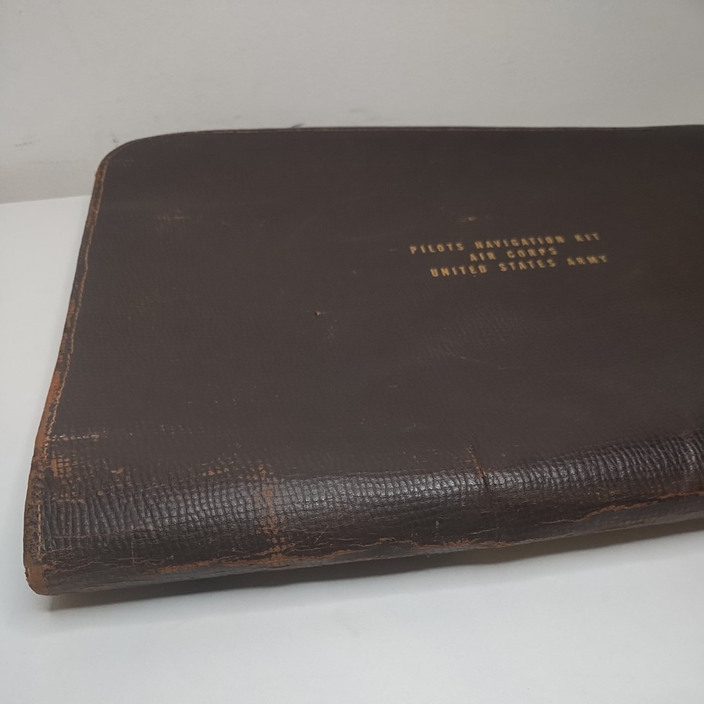 Rare Vtg US Army Air Corps Zippered Pilot Navigation Kit Brown Leather w pockets