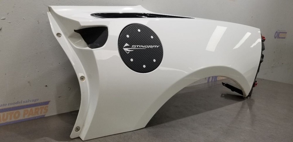 14 CHEVY CORVETTE C7 COUPE QUARTER PANEL LEFT DRIVER WHITE