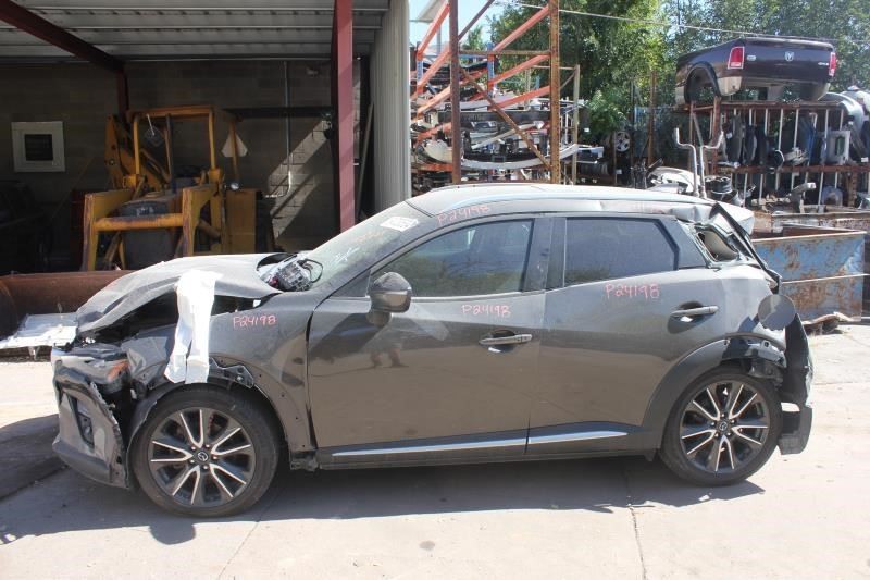 CX-3 2016 Camera/Projector 607819